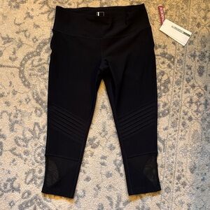 NWT Women’s Mondetta Black Leggings